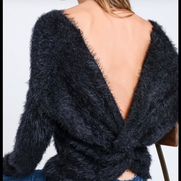 Sweaters - New! Stunning Knot fuzzy Liza sweater(super soft)